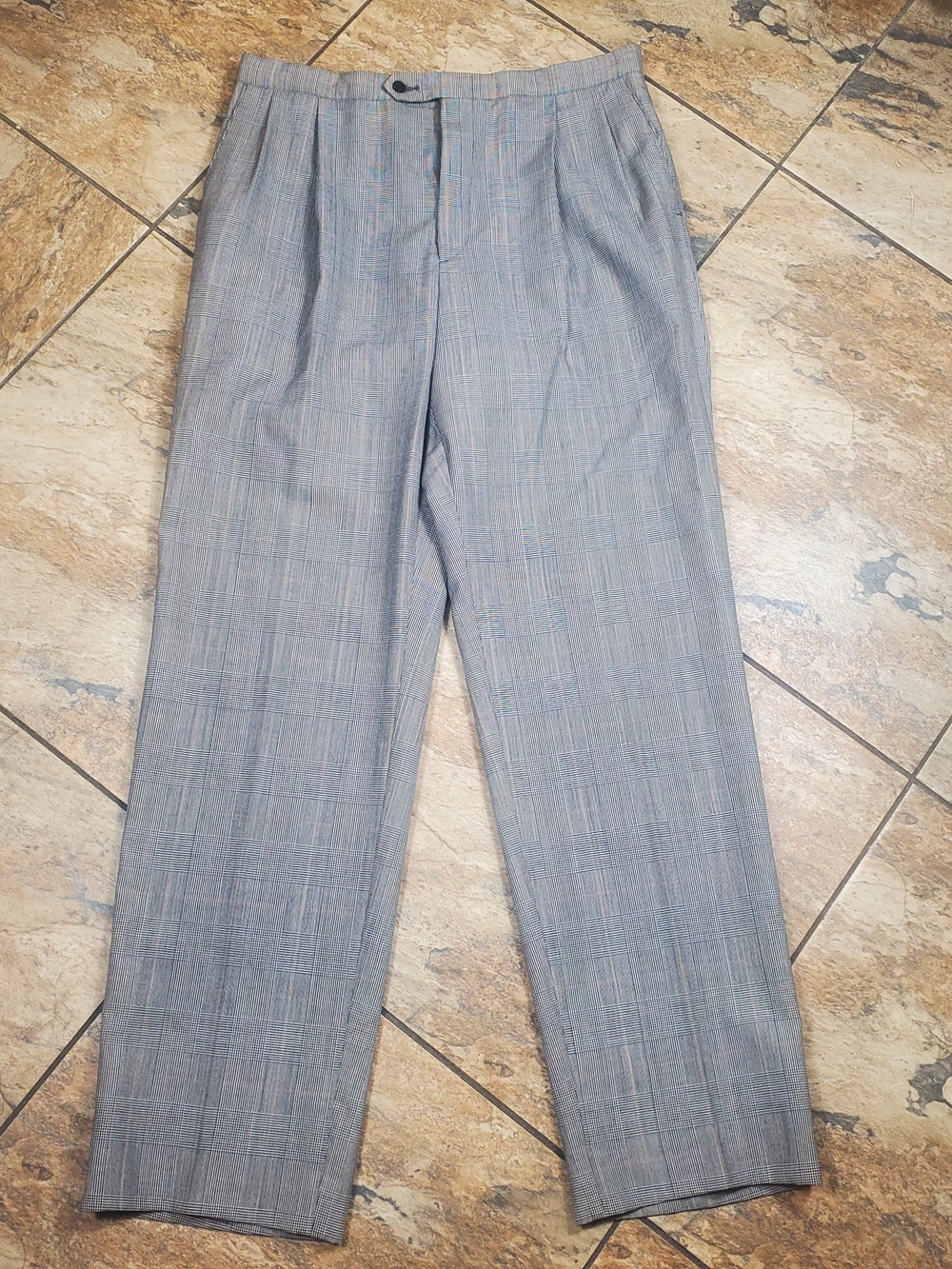 Sansabelt Ltd Gray Glen Plaid Pleated Dress Pants Men's 34x33 Classic Slacks